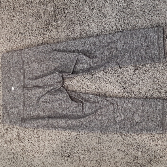 Lululemon Wunder Under Crop Hi Rise 21" - Picture 8 of 10